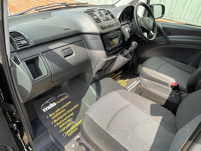 Mercedes-Benz Vito Dualiner Sport Crew Van