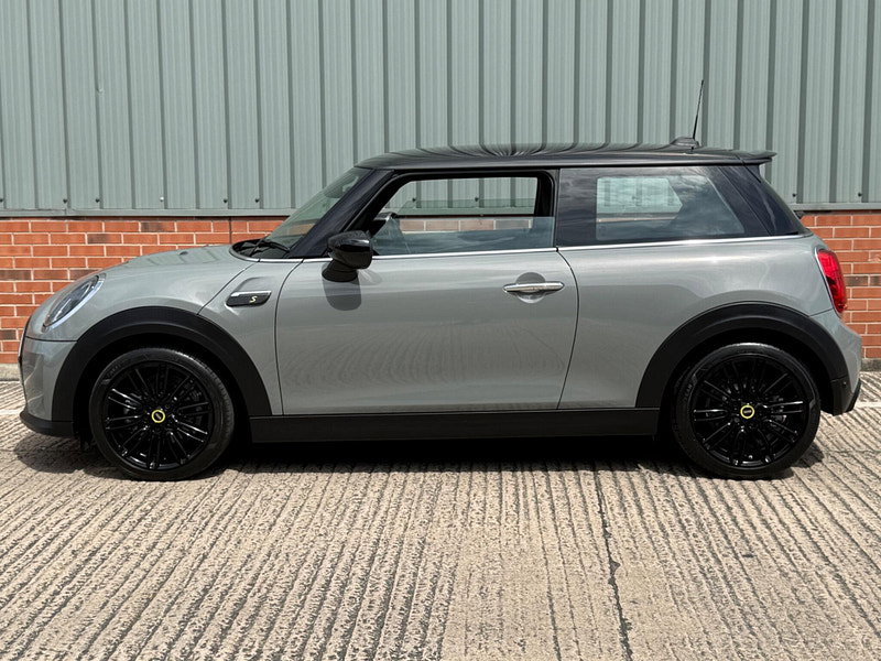MINI Electric hatch Cooper SE 32.6kWh Level 2 Auto 3dr