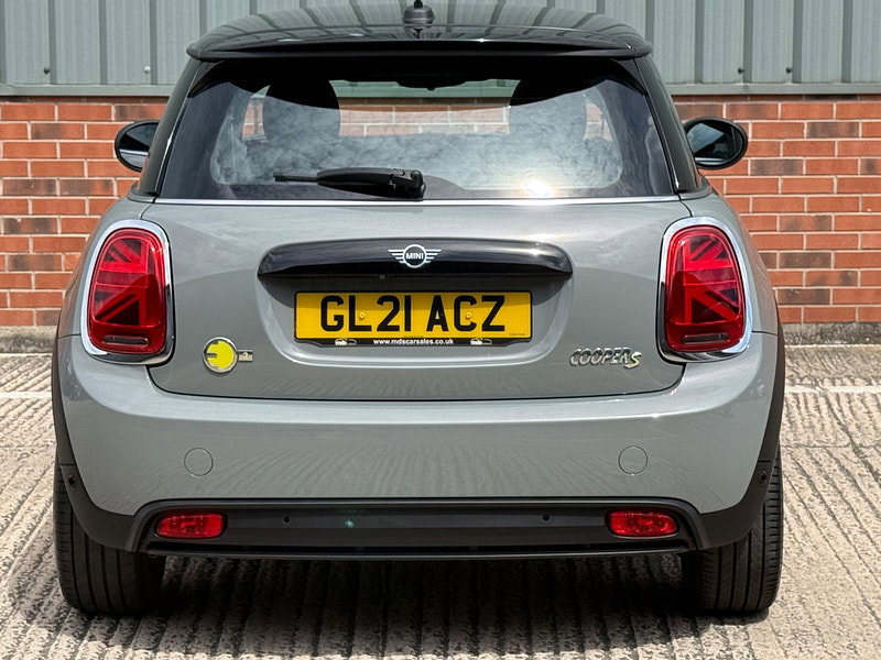 MINI Electric hatch Cooper SE 32.6kWh Level 2 Auto 3dr