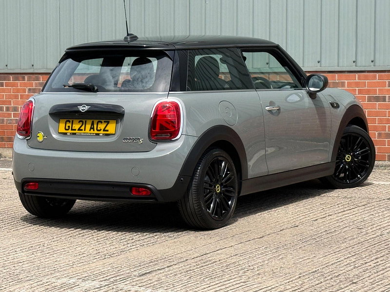 MINI Electric hatch Cooper SE 32.6kWh Level 2 Auto 3dr