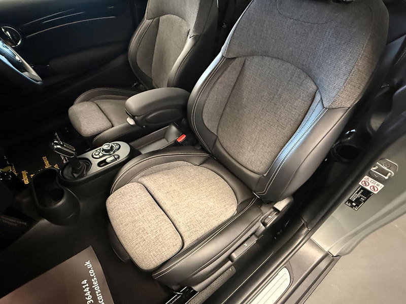 MINI Electric hatch Cooper SE 32.6kWh Level 2 Auto 3dr
