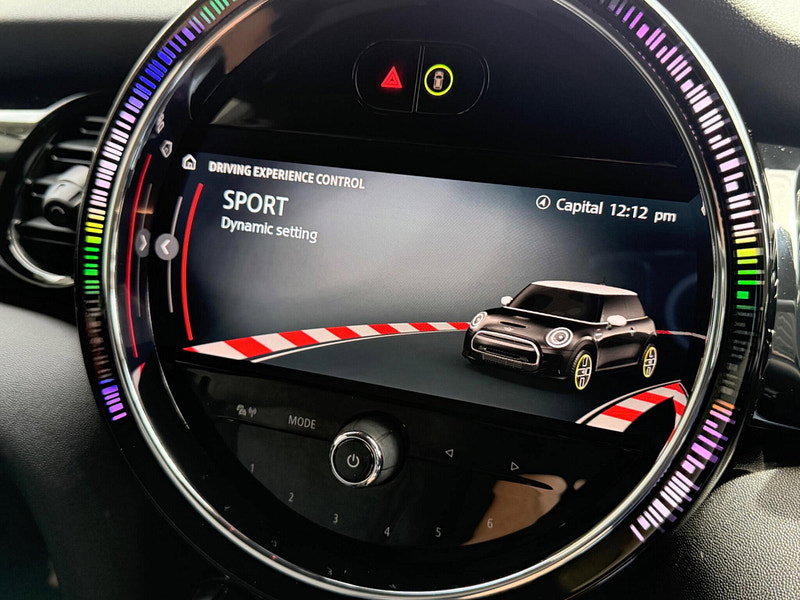 MINI Electric hatch Cooper SE 32.6kWh Level 2 Auto 3dr