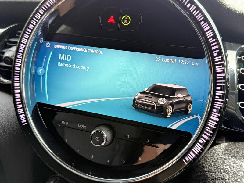 MINI Electric hatch Cooper SE 32.6kWh Level 2 Auto 3dr