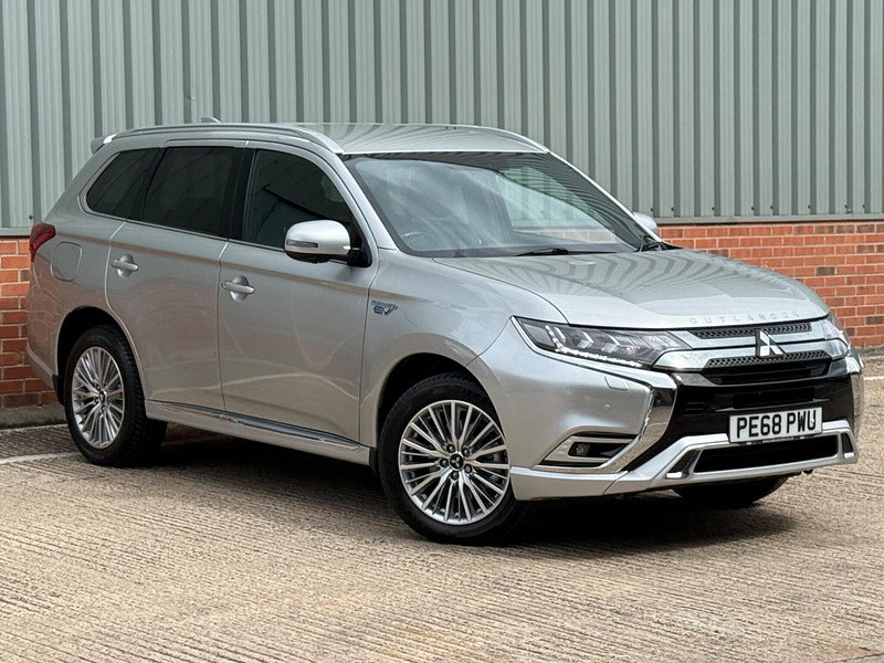 Mitsubishi Outlander 2.4h TwinMotor 13.8kWh 4h CVT 4WD Euro 6 (s/s) 5dr