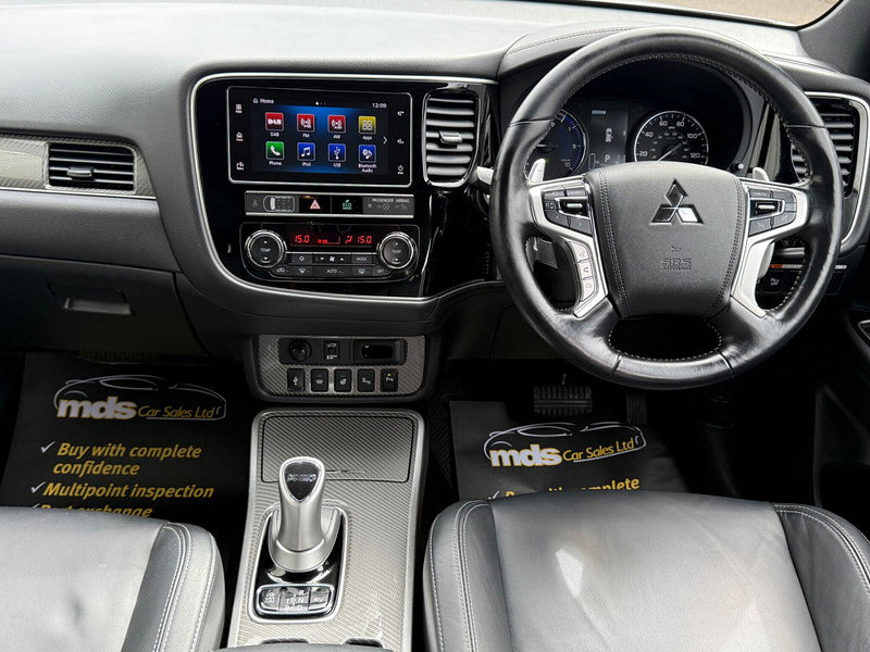Mitsubishi Outlander 2.4h TwinMotor 13.8kWh 4h CVT 4WD Euro 6 (s/s) 5dr