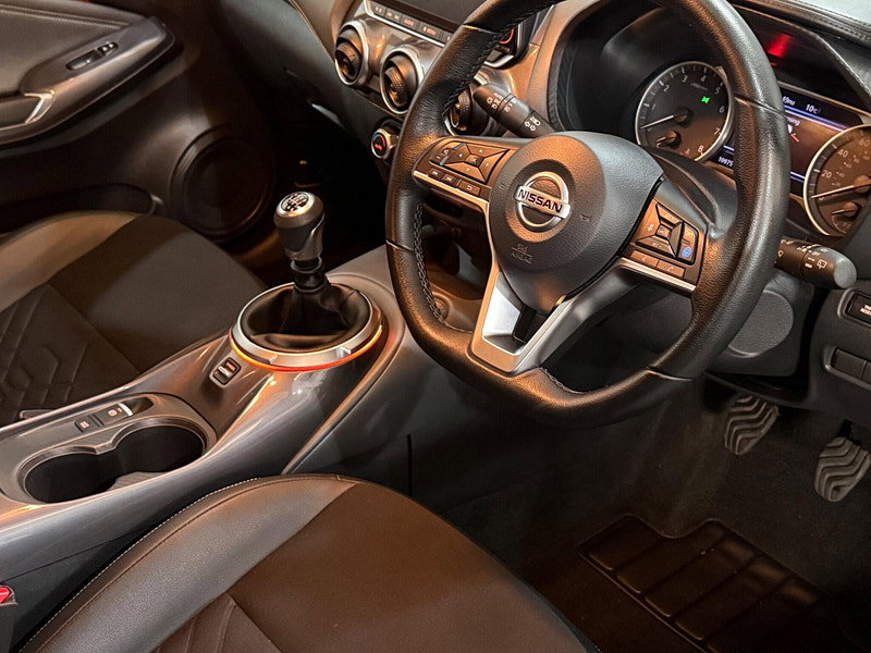 Nissan Juke 1.0 DIG-T Tekna Euro 6 (s/s) 5dr