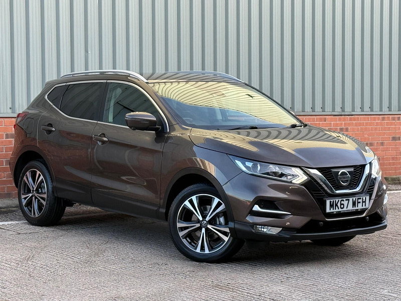 Nissan Qashqai 1.2 DIG-T N-Connecta Euro 6 (s/s) 5dr