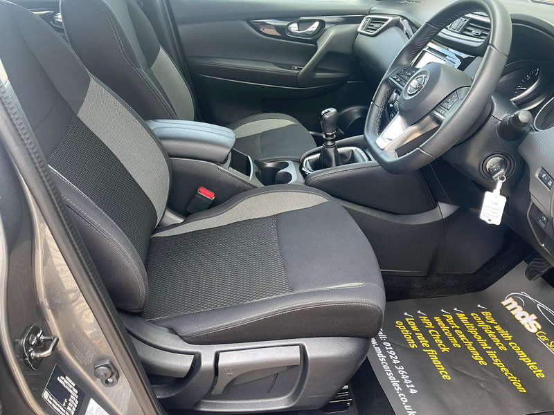 Nissan Qashqai 1.3 DIG-T Acenta Premium Euro 6 (s/s) 5dr