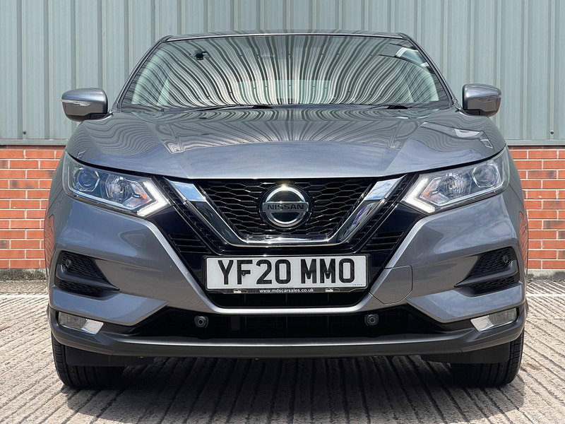 Nissan Qashqai 1.3 DIG-T Acenta Premium Euro 6 (s/s) 5dr