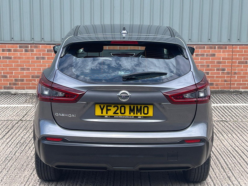 Nissan Qashqai 1.3 DIG-T Acenta Premium Euro 6 (s/s) 5dr