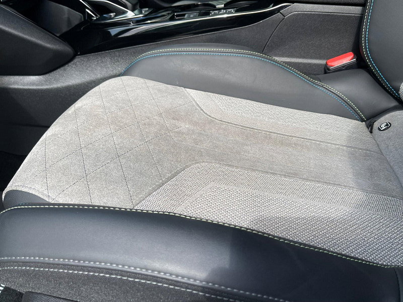 Peugeot E-2008 50kWh GT Premium Auto 5dr