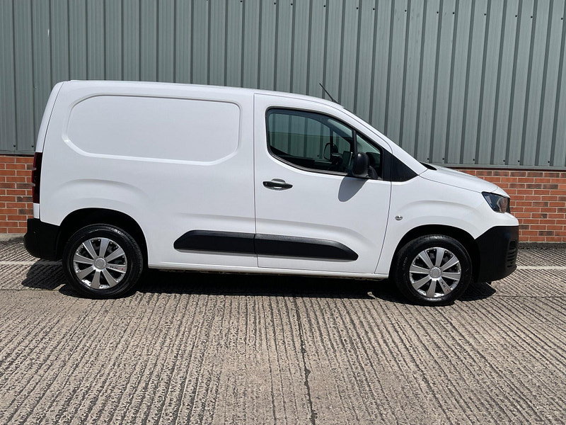 Peugeot Partner 1.6 BlueHDi 1000 Professional Standard Panel Van SWB Euro 6 (s/s) 5dr