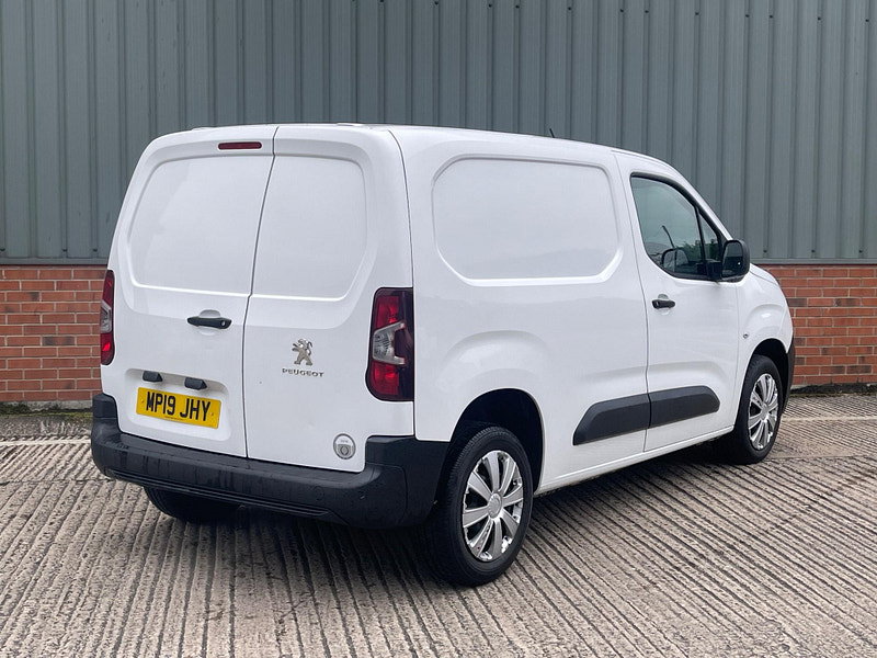 Peugeot Partner 1.6 BlueHDi 1000 Professional Standard Panel Van SWB Euro 6 (s/s) 5dr