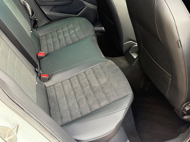 Seat Ibiza 1.0 TSI FR Sport Euro 6 (s/s) 5dr