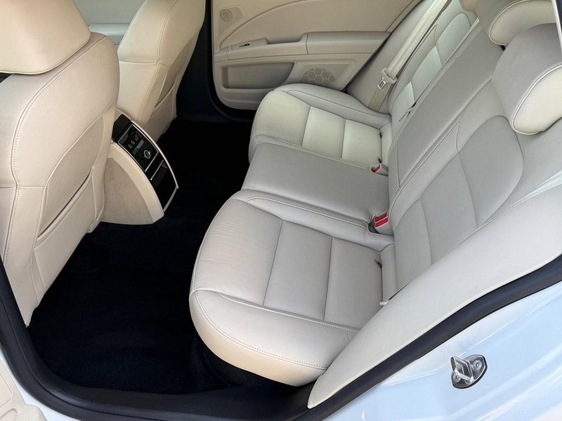 Skoda Superb 1.8 TSI Elegance DSG Euro 5 5dr