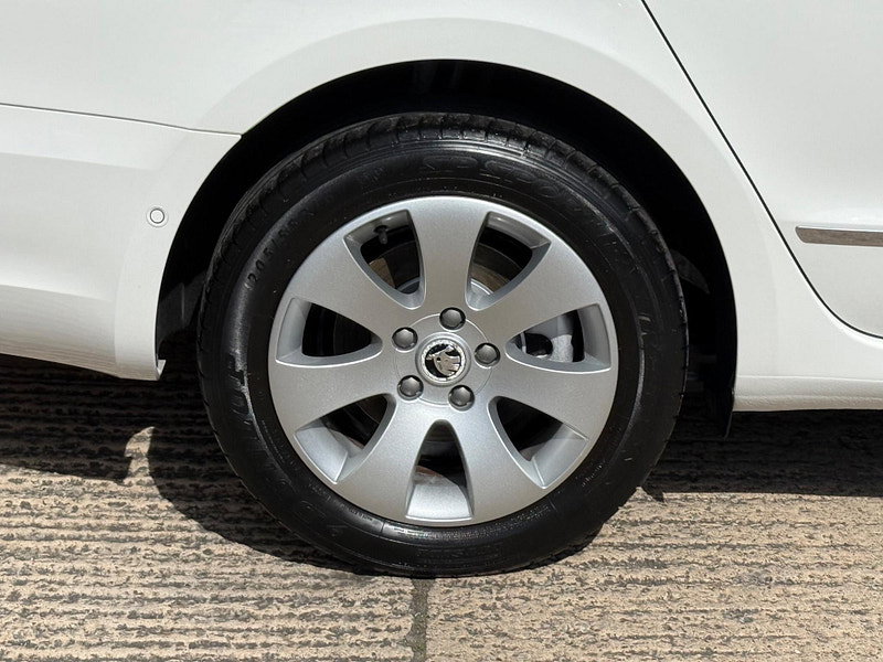 Skoda Superb 1.8 TSI Elegance DSG Euro 5 5dr