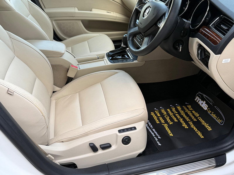 Skoda Superb 1.8 TSI Elegance DSG Euro 5 5dr