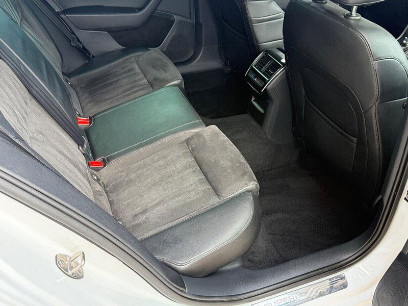 Skoda Superb 2.0 TDI SE L Executive DSG Auto 6Spd Euro 6 (s/s) 5dr