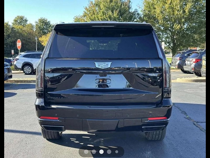 Cadillac Escalade PLATINUM  5dr Automatic 2026