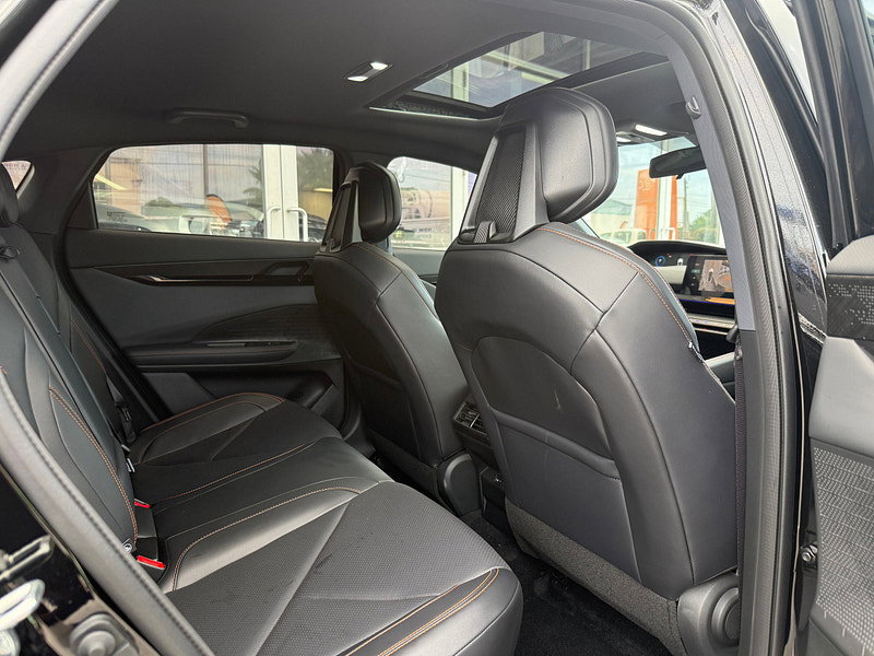 Changan UNI-V UNI V 4dr Automatic 2026