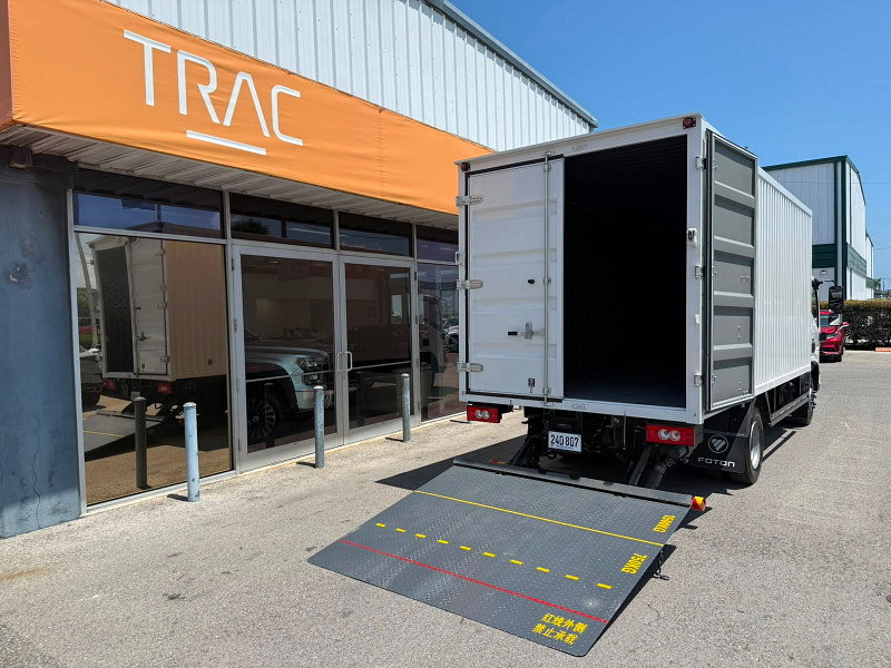 Foton Aumark DRY BOX & TAIL-LIFT 2dr Automatic 2026