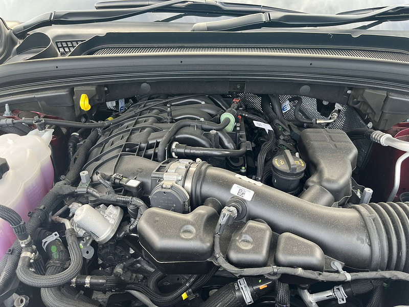 Jeep Grand Cherokee RHD   L Limited 4x4 3.6L Gas 8-Speed AT 7-Seater 0dr Automatic 2026