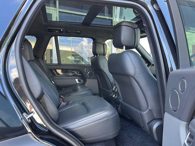 Land Rover Range Rover P400 Autobiography  5dr Automatic 2026