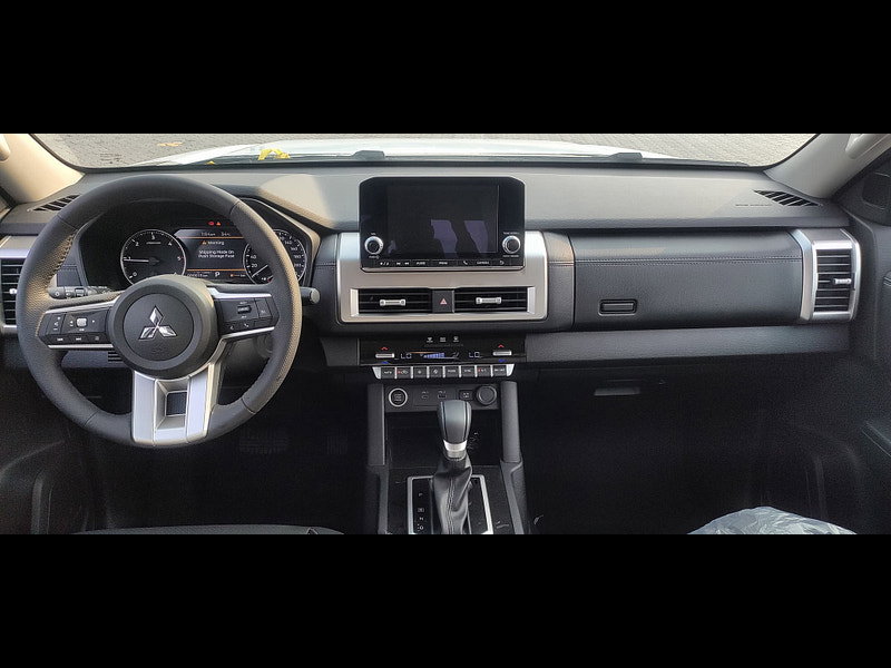 Mitsubishi L200 GLS Sportero DC 2.4L 4WD Diesel 6AT 0dr Automatic 2026