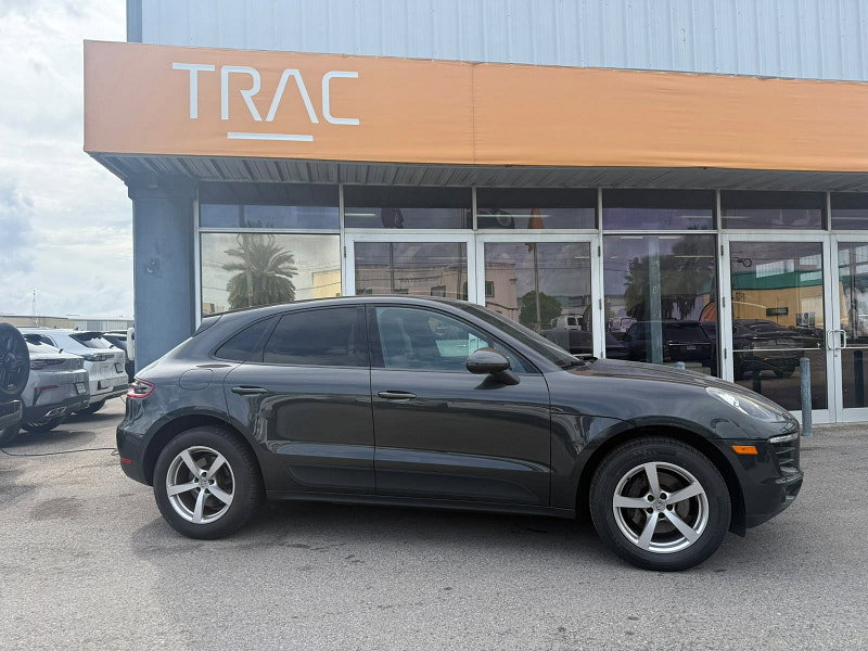Porsche Macan Macan 5dr Automatic 2026