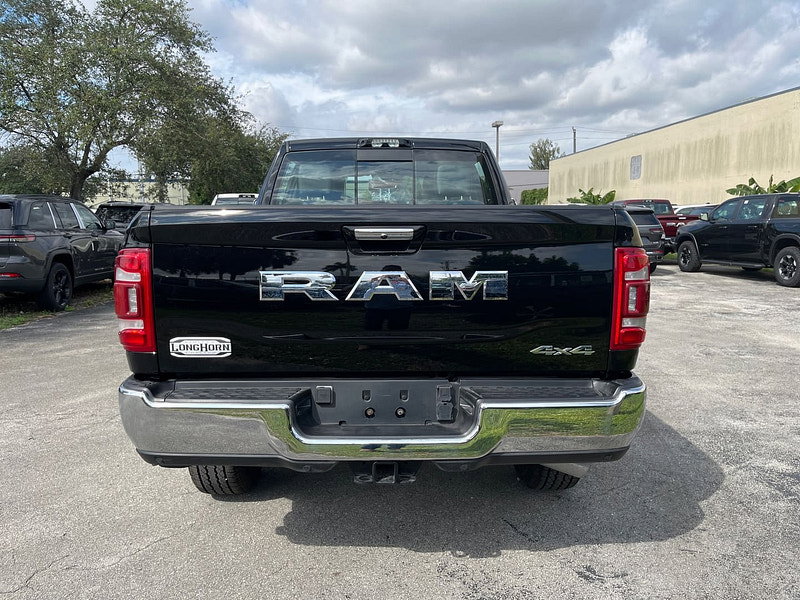 Ram 3500 Ram  Crew Cab Longhorn 4x4 6.7L Cummins Diesel 6-Speed AT 0dr Automatic 2026