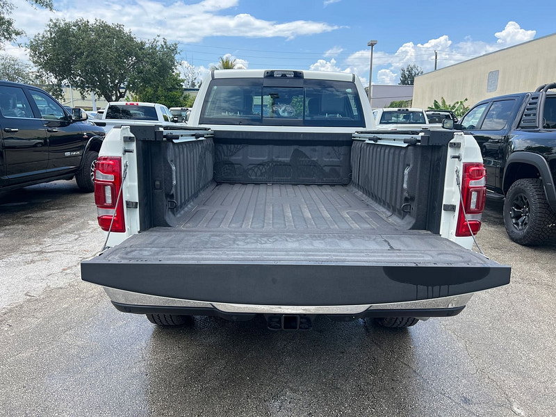 Ram 3500 Ram  Crew Cab Longhorn 4x4 6.7L Cummins Diesel 6-Speed AT 0dr Automatic 2026