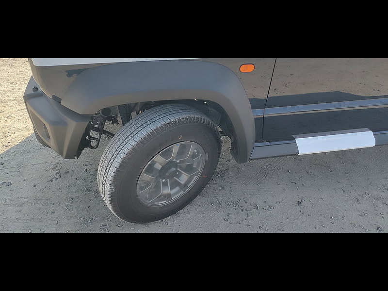 Suzuki Jimny GLX 5-dr 1.5L Gasoline 4WD 4-spd AT 0dr Automatic 2026