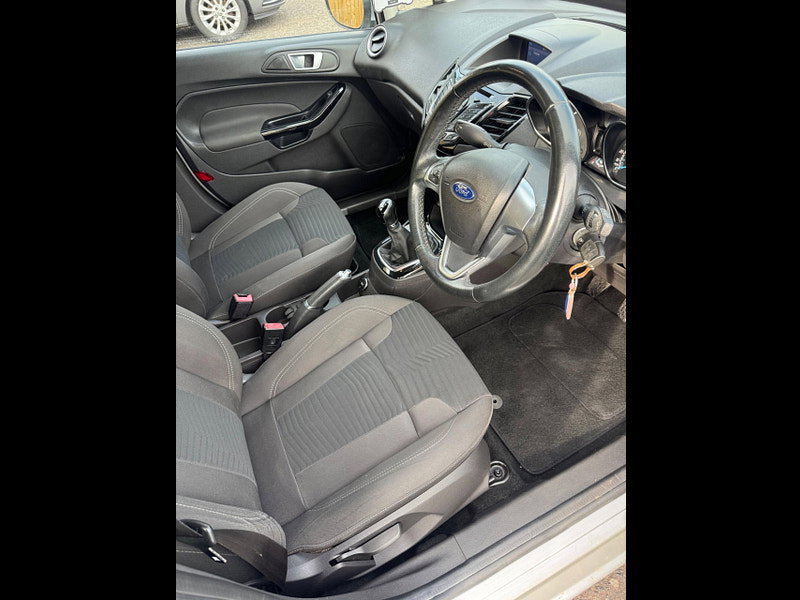 Ford Fiesta 1.25 Zetec Euro 6 5dr