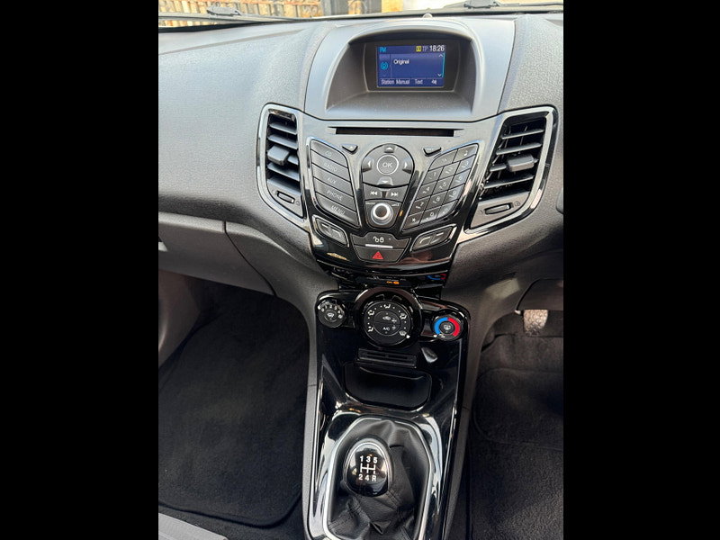 Ford Fiesta 1.25 Zetec Euro 6 5dr