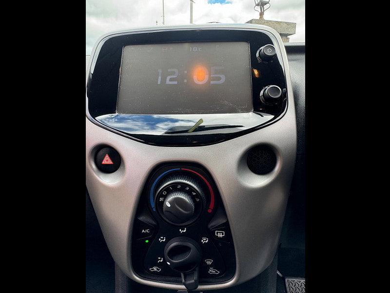 Peugeot 108 1.0 Active Euro 6 5dr