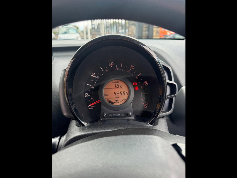 Peugeot 108 1.0 Active Euro 6 5dr