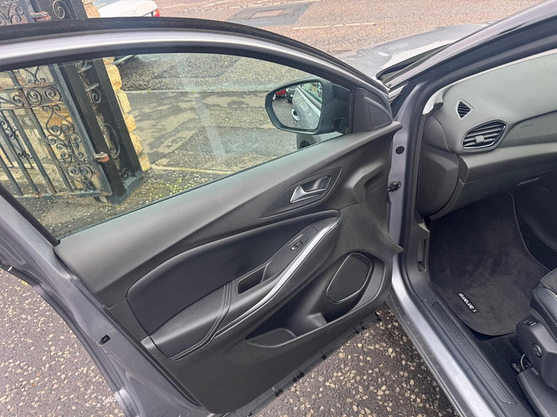 Vauxhall Grandland X 1.5 Turbo D BlueInjection Sport Nav Euro 6 (s/s) 5dr