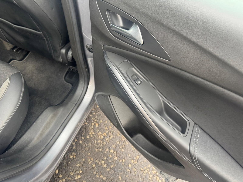 Vauxhall Grandland X 1.5 Turbo D BlueInjection Sport Nav Euro 6 (s/s) 5dr