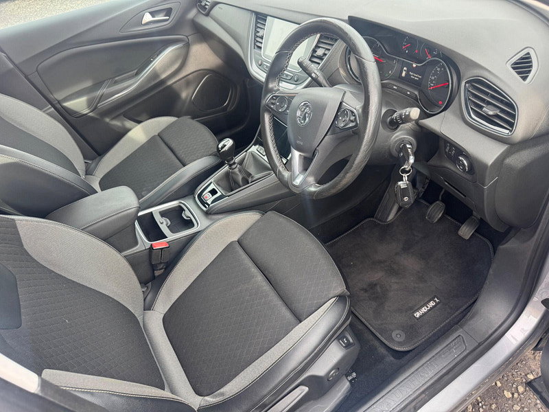 Vauxhall Grandland X 1.5 Turbo D BlueInjection Sport Nav Euro 6 (s/s) 5dr