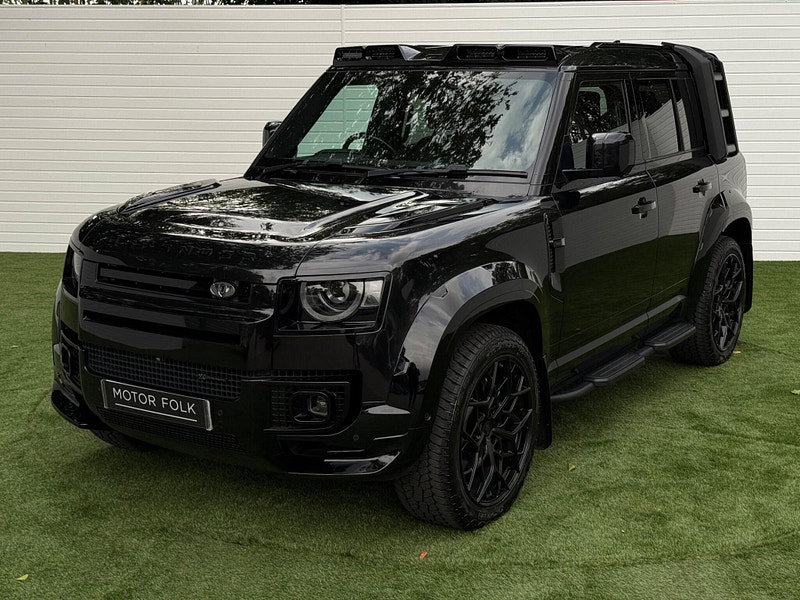 Land Rover DEFENDER 110 3.0 D300 MHEV X-Dynamic HSE Auto 4WD Euro 6 (s/s) 5dr