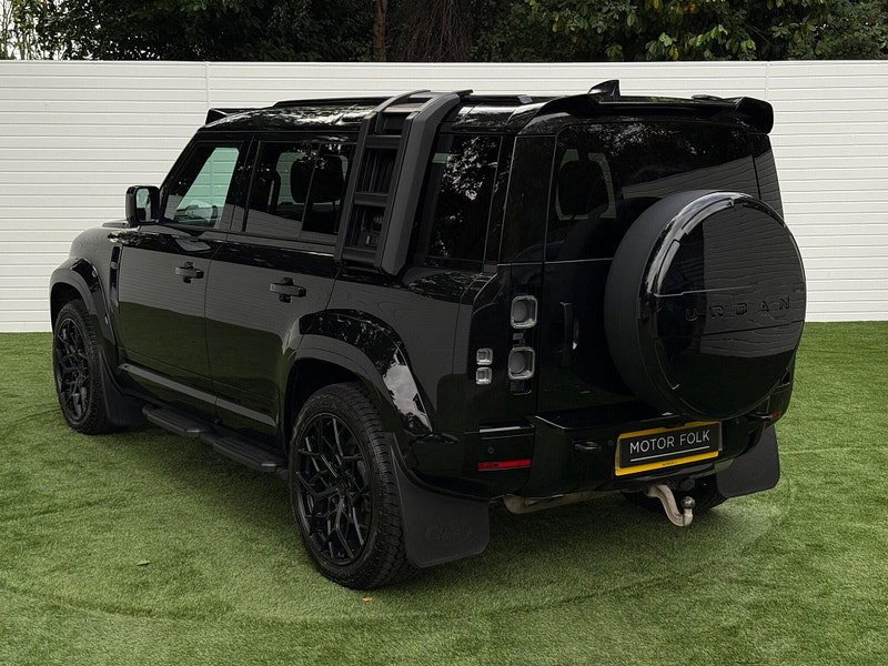 Land Rover DEFENDER 110 3.0 D300 MHEV X-Dynamic HSE Auto 4WD Euro 6 (s/s) 5dr