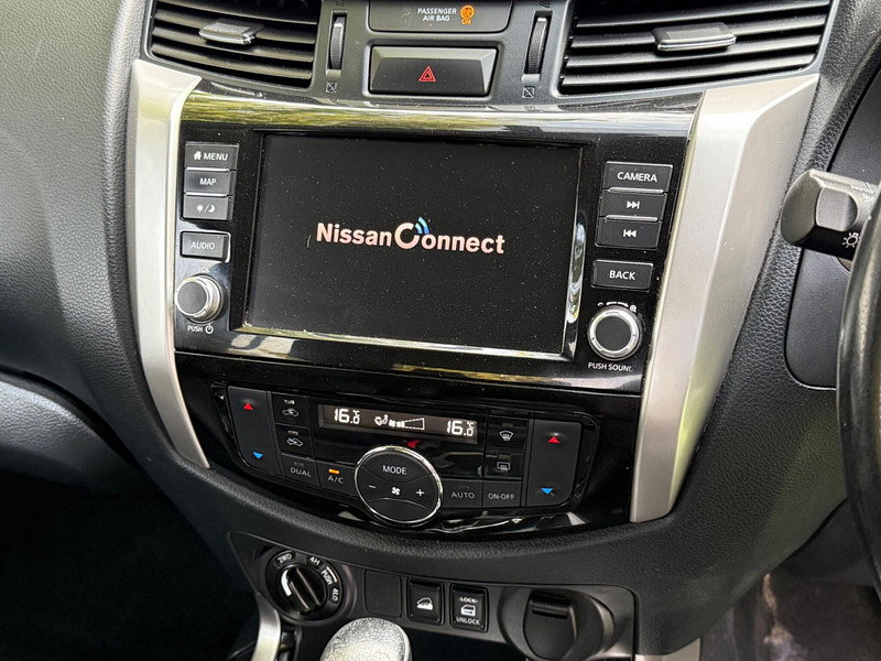 Nissan Navara 2.3 dCi Tekna Auto 4WD Euro 6 4dr