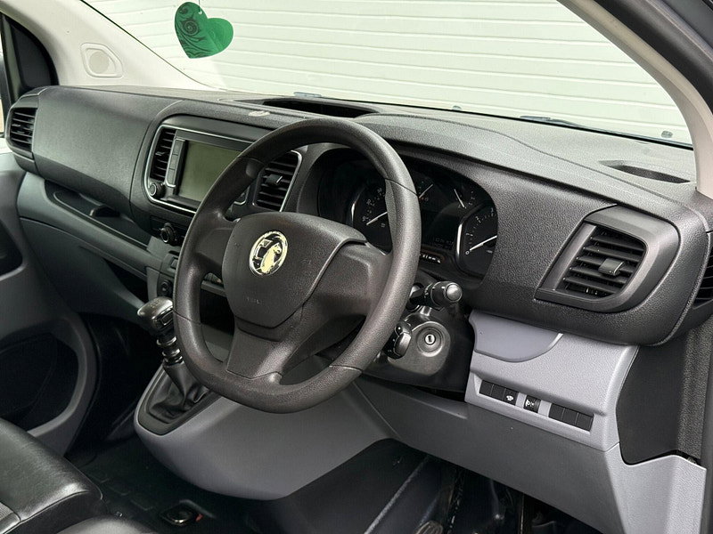 Vauxhall Vivaro 1.5 Turbo D 2700 Sportive L1 H1 Euro 6 (s/s) 5dr