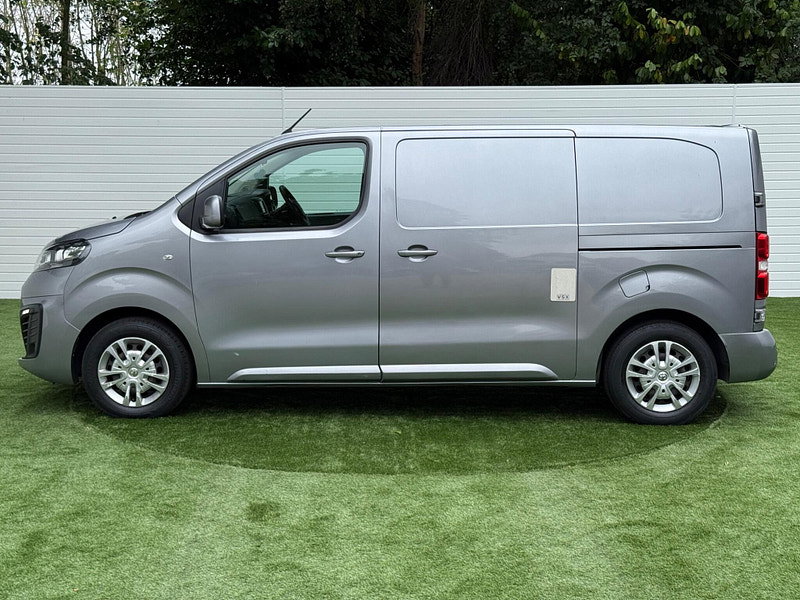 Vauxhall Vivaro 1.5 Turbo D 2700 Sportive L1 H1 Euro 6 (s/s) 5dr