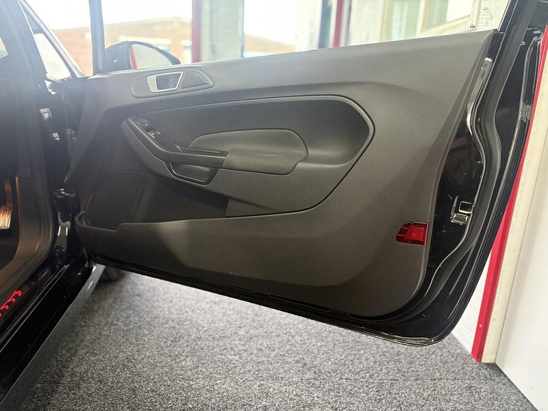 Ford Fiesta 1.6 T EcoBoost ST-3