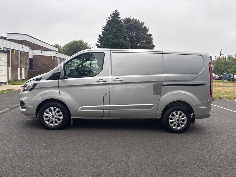 2022 Ford Transit Custom in Silver, photo 4 of 15