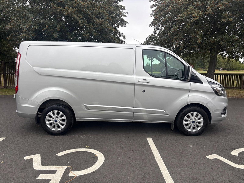 2022 Ford Transit Custom in Silver, photo 8 of 15
