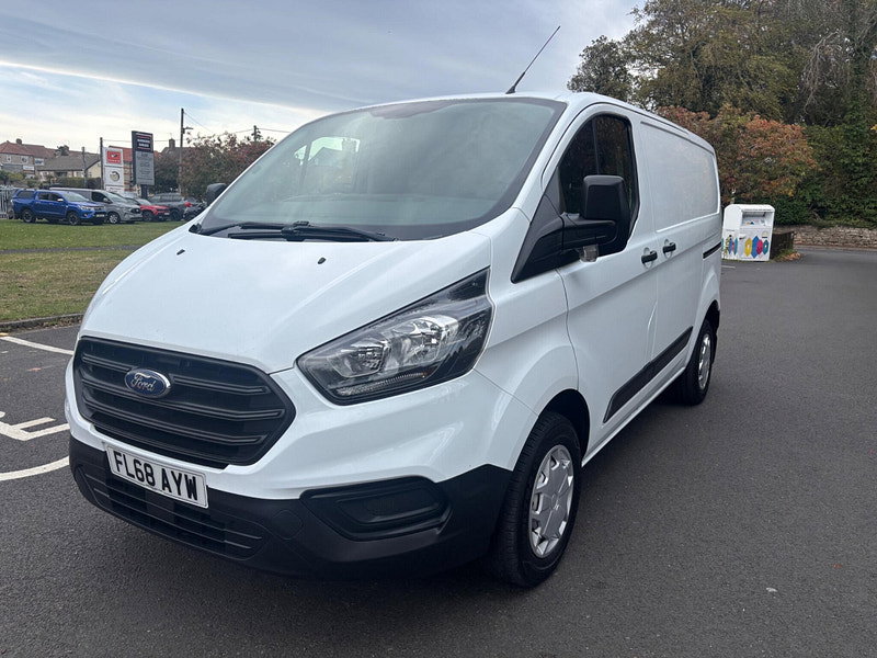 2018 Ford Transit Custom in White, photo 3 of 14