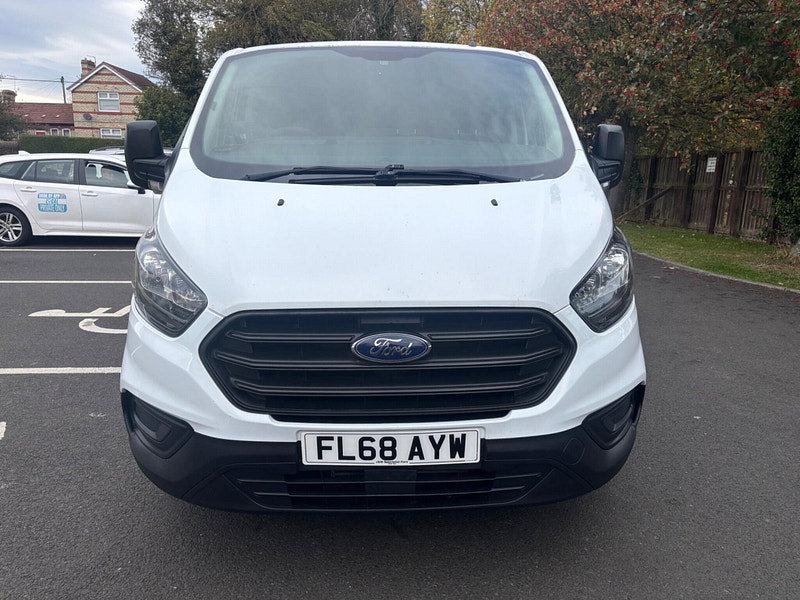 2018 Ford Transit Custom in White, photo 2 of 14