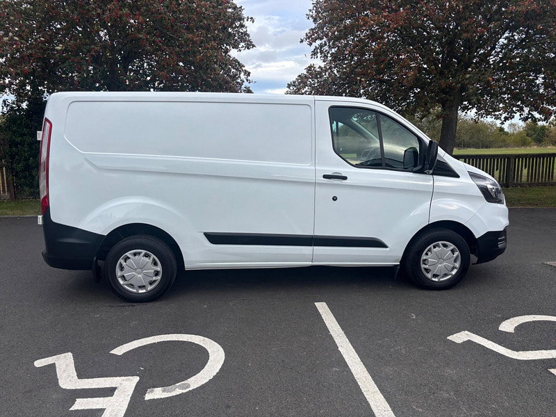 2018 Ford Transit Custom in White, photo 8 of 14
